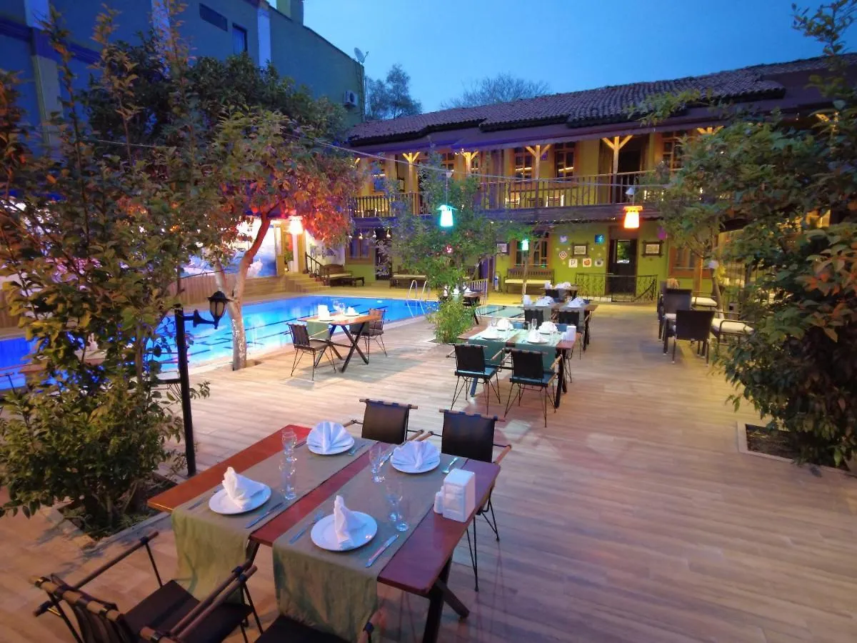 Oscar Hotel アンタルヤ トルコ